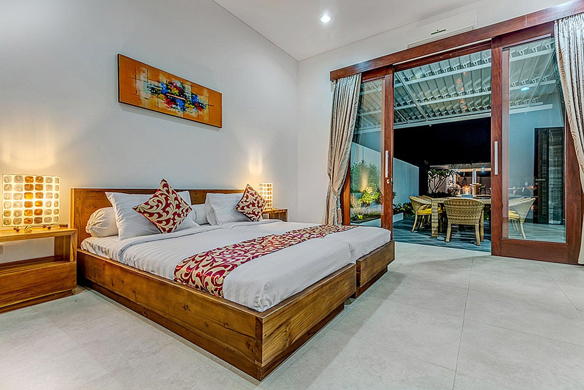 Bali Diamond Estates & *
