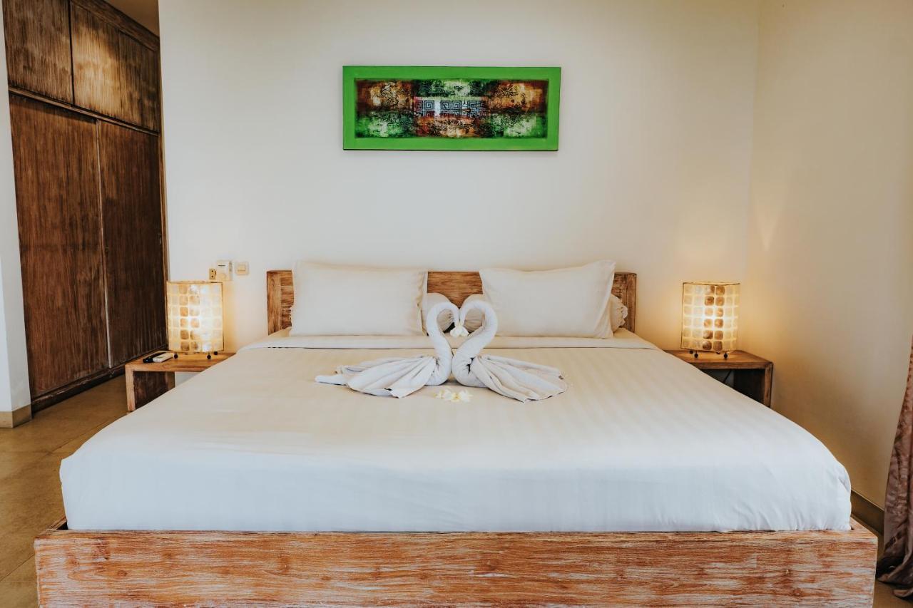 Bali Diamond Estates & *