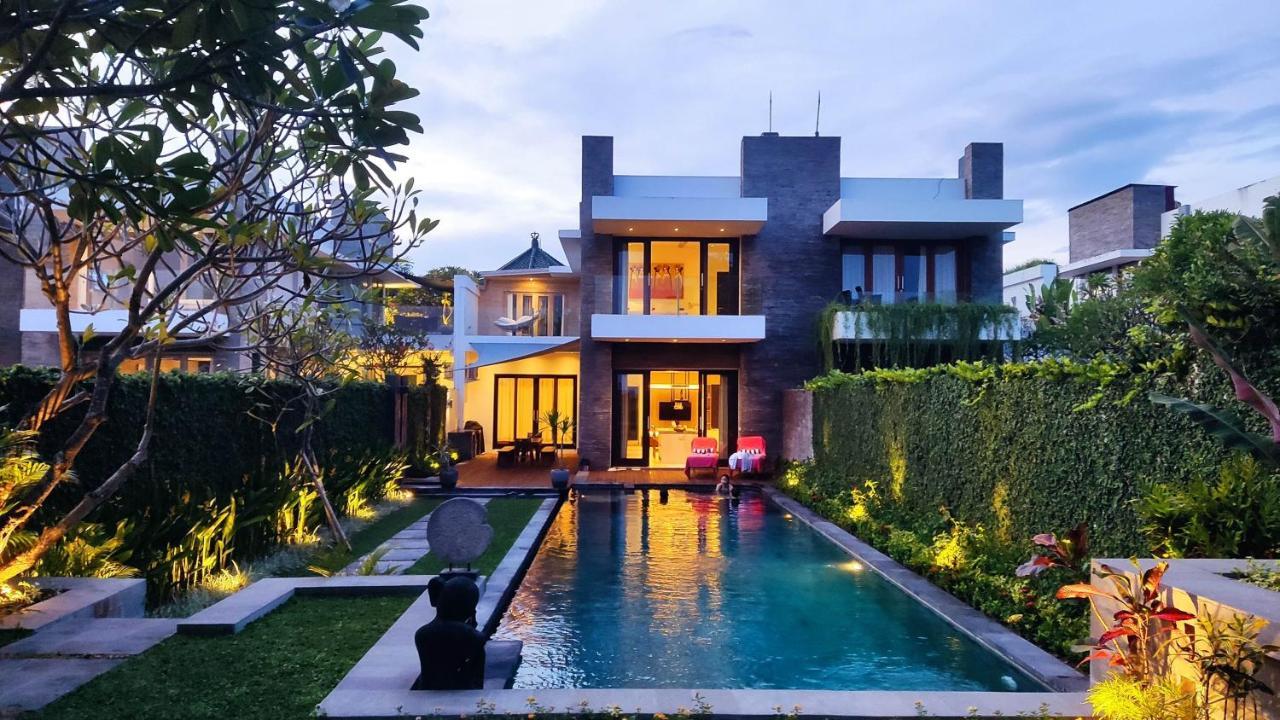 Villa Bali Diamond Estates & *